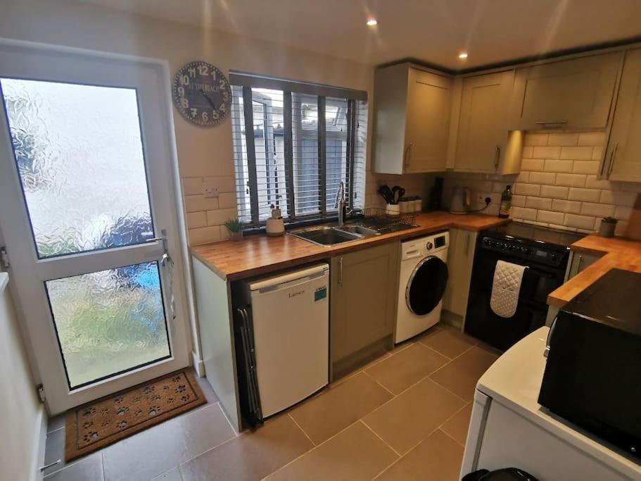 Holiday home Cosy In A Quaint Village In North Devon. *