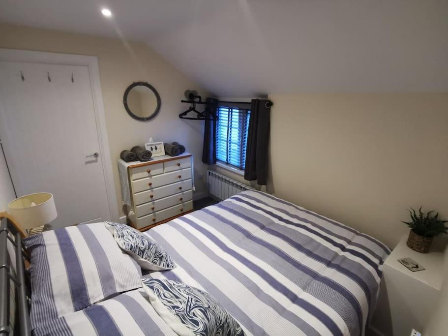 Cosy In A Quaint Village In North Devon. Bideford